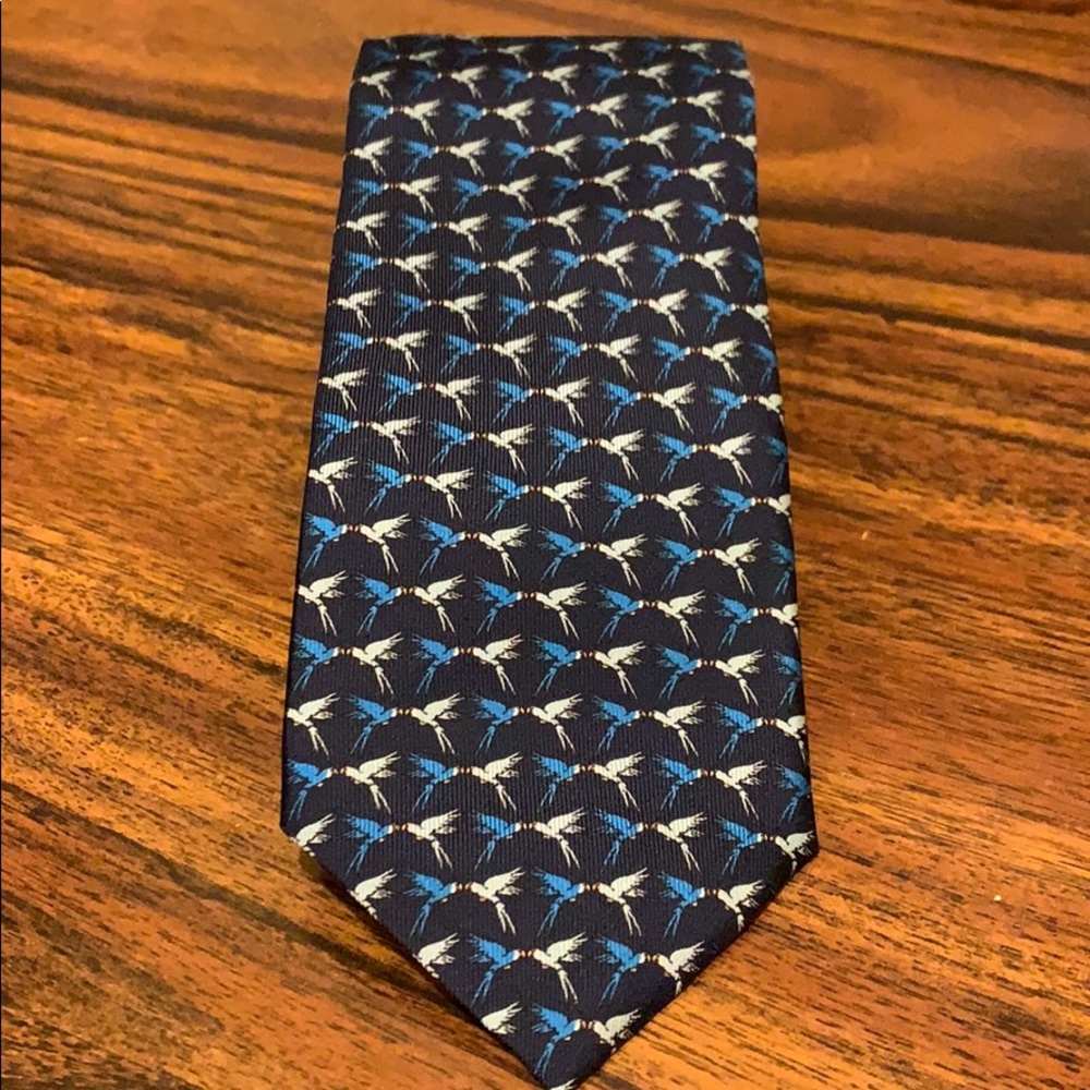 New Thomas Pink Blue Parrot Print Tie MSRP $145